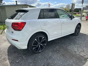 Audi Q2 Quattro*2x S-Line*Automatik*Leder*Navi*Voll* Bild 5