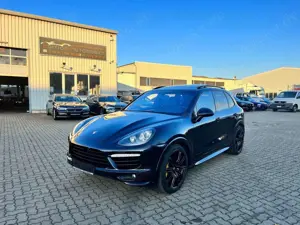 Porsche Cayenne Turbo S-VOLLAUSSTATTUNG-21 ZOLL ALU