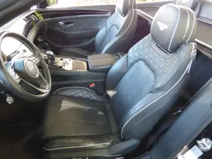 Bentley Continental GTC Bild 2