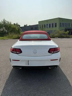 Mercedes-Benz C 180 C 180 Cabrio 9G-TRONIC AMG Line
