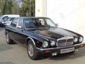 Jaguar Daimler Automatik Double Six Bild 3