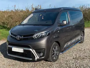 Toyota Proace Proace 2,0-l-D-4D (5-Si.) Autm. Verso compact Team