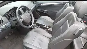 Opel Astra TT 2.0 Turbo Endless Summer*OPC-LINE-PAKET Bild 5