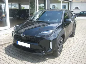 Toyota Yaris Cross Hybrid 1.5 VVT-i Team D Navi LED Winter