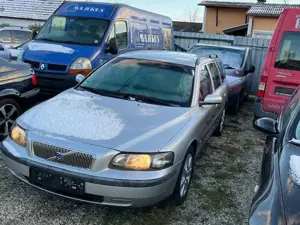 Volvo V70 2.4 (103kW) Bild 2