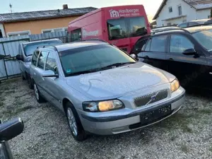 Volvo V70 2.4 (103kW)