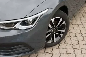 Volkswagen Golf VIII 1.5 TSI (EURO 6d-TEMP) United Klima Navi Bild 2