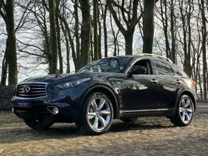 Infiniti FX 50 S 5.0L, 2.Hand, nur 118.000 Km