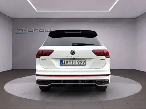 Volkswagen Tiguan Allspace 2.0 TDI R-Line 4Motion DSG AHK Bild 3