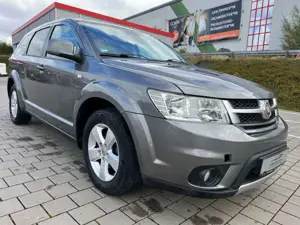 Fiat Freemont *URBAN*7-SITZER*3-ZONEN KLIMA*NAVI*EU 5*