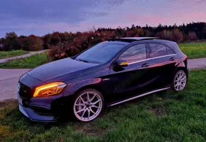 Mercedes-Benz A 45 AMG AMG A 45 Pano Navi 8 Fach bereift Bild 5