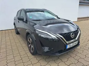 Nissan Qashqai 1.3 Premiere Edition HuD-PANO-NAV-ACC Bild 1