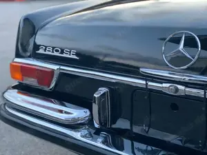 Mercedes-Benz 280 Coupe SE 3.5 Schiebedach Bild 5