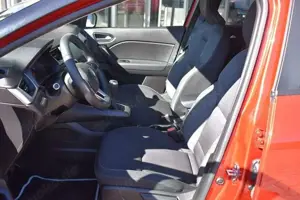 Renault Captur Captur 1.3 TCe130 Experience GPF Navi DAB+ Allwetter SHZ PDC Bild 3