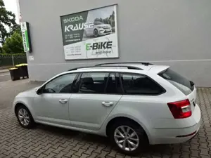 Skoda Octavia COMBI SONDERMODELL DRIVE