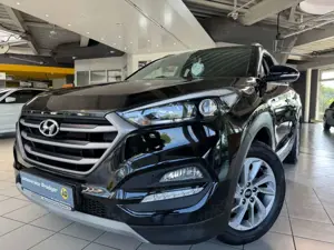 Hyundai TUCSON 1.6+TEMPOMAT+PDC*HU NEU*