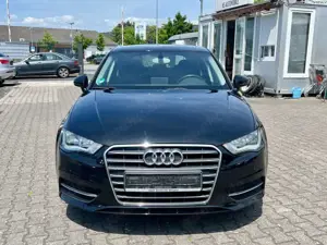 Audi A3 Sportback attraction *1.HAND/ NAVI/ GARANTIE* Bild 2