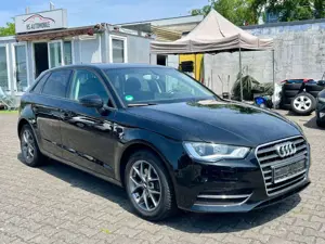 Audi A3 Sportback attraction *1.HAND/ NAVI/ GARANTIE* Bild 3