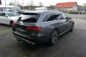 Mercedes-Benz E 400 d 4M. All-Terrain*Burmester*AHK*Pano*360° Bild 4
