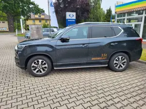 SsangYong Rexton 2.2 Diesel e-XDi 220 Quartz 4WD AT Bild 3
