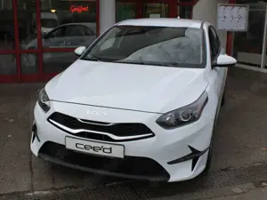Kia Ceed / cee'd 1.0 T-GDI 120 OPF Bild 2