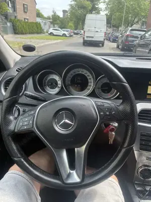 Mercedes-Benz C 200 T CDI DPF (BlueEFFICIENCY)