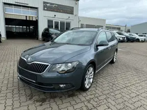 Skoda Superb Combi Exclusive-BEHINDERTENGERECHT