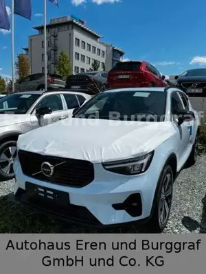 Volvo XC40 Plus Dark Recharge Plug-In Hybrid 2WD