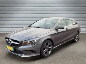 Mercedes-Benz CLA 220 Shooting Brake  ALLRAD*Navi* 1.Hand