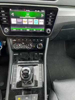 Skoda Superb Superb III Combi Diesel Combi 2.0 TDI DSG Premium