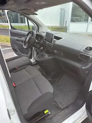 Citroen Berlingo Berlingo 1.5 BlueHDi 100 1.5 BlueHDi 100 XL EHZ Cl Bild 3