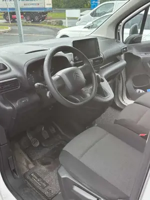 Citroen Berlingo Berlingo 1.5 BlueHDi 100 1.5 BlueHDi 100 XL EHZ Cl Bild 4