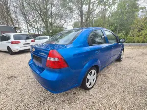Chevrolet Aveo 1.2 Euro 4*Klima*Nur 72 TKM*SR+LMF*WR* Bild 5