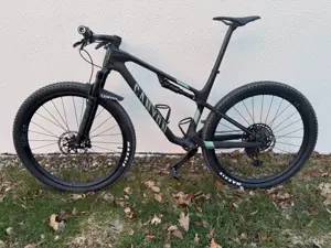 MTB CANYON Lux World Cup CFR LTD 2023, sehr guter Zustand