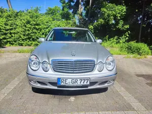 Mercedes-Benz E 200 Kompressor Automatik Elegance