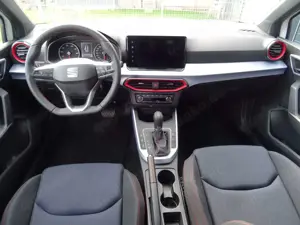 SEAT Arona 1.5 TSI 110kW FR DSG*NAV*Kam.*neues Modell Bild 5