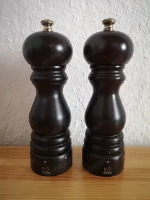 Edles Freres Peugeot Pfeffermühle und Salzmühle Set 