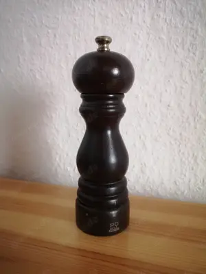 Edles Freres Peugeot Pfeffermühle und Salzmühle Set  Bild 5