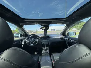 Nissan Qashqai 1.7 dCi Xtronic ALL-MODE 4x4i TEKNA+ Bild 3