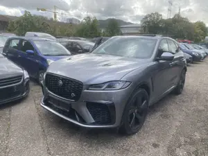 Jaguar F-Pace SVR AWD