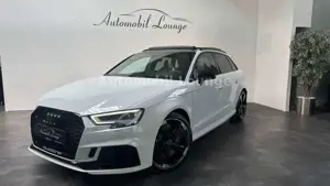 Audi RS3 Sportback 2.5 TFSI quattro / Pano / Schalens