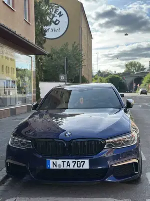 BMW M550 BMW M550d xDrive LED HEAD-UP KAMERA BOWERS/WILKINS Bild 2