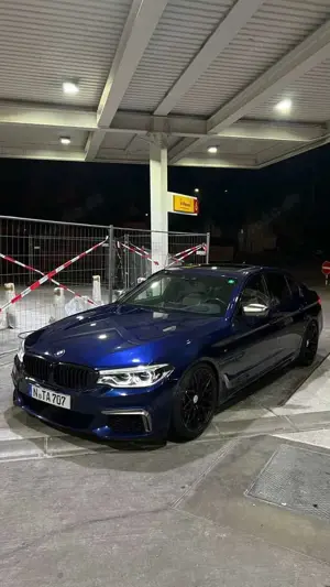 BMW M550 BMW M550d xDrive LED HEAD-UP KAMERA BOWERS/WILKINS Bild 3