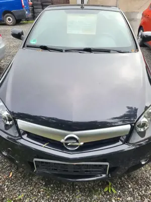 Opel Tigra Sport Twin Top Bild 3