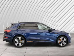 Audi e-tron 55 quattro S line | 4J Batteriegarantie Bild 5