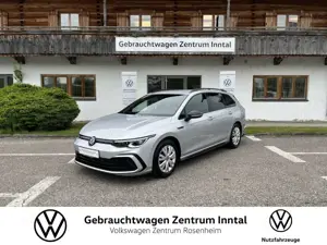 Volkswagen Golf VIII Variant 1,5 eTSI DSG R-Line (Navi+RearView+LE