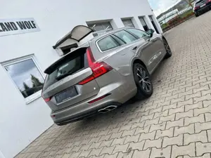 Volvo V60 Momentum Pro Bild 4