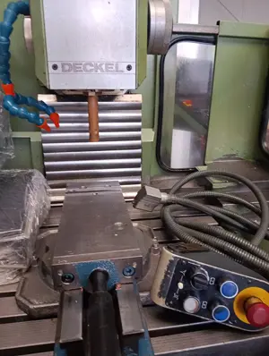 Fräsmaschine Deckel FP3NC