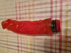 Suche eine nette Sie Hausfrau,Studentin oder andere Nationalitäten die mal was neues auszuprobieren 