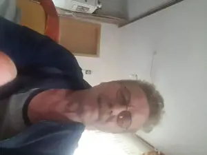 er sucht Anschluss bei Paar M W oder W W in Suhl 